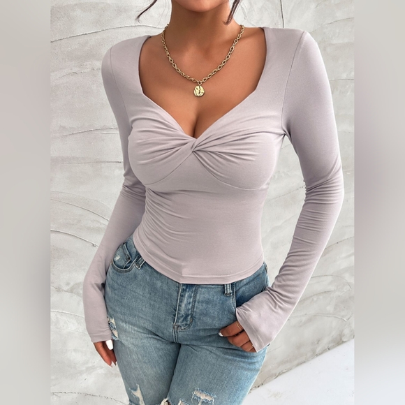 Twisted Long Sleeve T-Shirt Top Back To School SALE!! - Picture 4 of 9